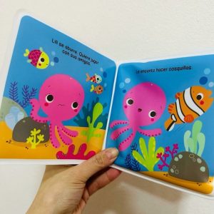 LIBRO BA?O A LILI LE ENCANTANLAS COSQUILLAS