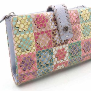 BILLETERA PIEL CIERRE CREMALLERA SOLAPA Y BROCHE BALDOSA 15